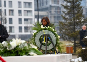 Ambasada amerikane: Trashëgimia dhe vizioni i Rugovës vazhdojnë të jenë inspirim në Kosovë dhe në botë