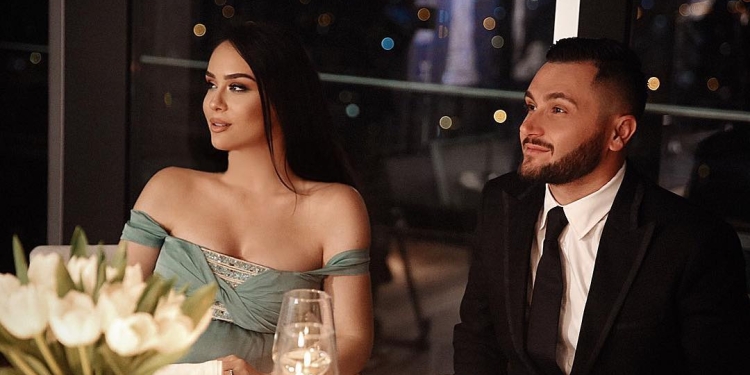 Bes Kallaku dhe Xhensila Myrtezaj zyrtarisht të divorcuar, zbardhet vendimi i gjykatës