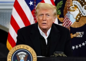 Trump i gatshëm për të ndihmuar Kalifonrninë pas zjarreve: Do merrni ndihma, por me dy kushte