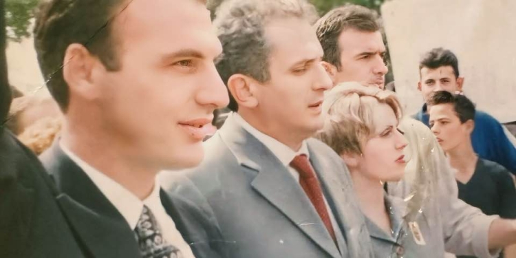 Izmaku publikon foto të rrallë me Limajn: Besimi mbetet shtylla e punës sonë të përbashkët