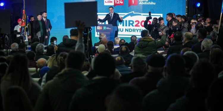 “Madhështi” në tubimin e LDK-së edhe në Junik, Abdixhiku: Ndjemë mobilizimin e jashtëzakonshëm