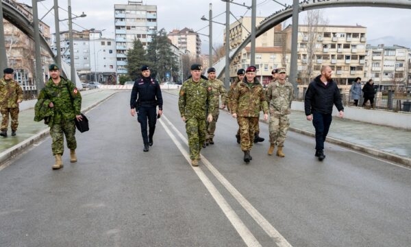 NATO me mesazh të ri për Urën e Ibrit, ushtaraku i lartë me bazë në Napoli zbarkoi sot aty