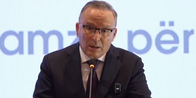 Hamza: Festave tona do t’u shtohet hijeshia me Thaçin, Veselin, Krasniqin e Selimin