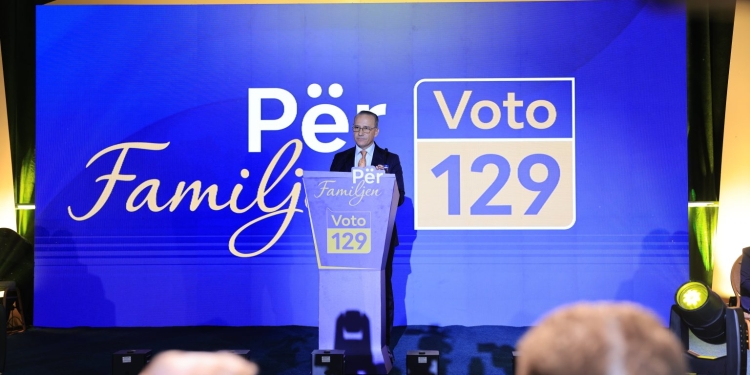 Selim Pacolli: Familja e shëndoshë, shoqëria e kombi, e bëjnë shtetin e fuqishëm!