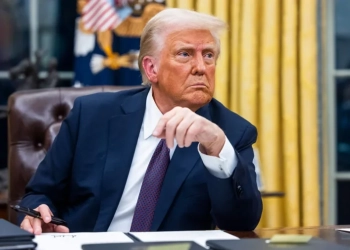 Analiza e CNN: Lëvizjet hap pas hapi të Trump për t’u bërë i gjithëfuqishëm