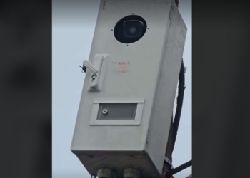 Kamera ilegale që lidhet me strukturat paralele gjendet në Leposaviq, largohet nga Policia