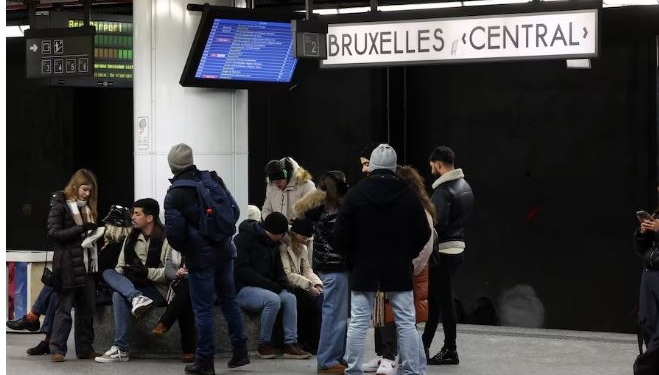 Greva në Belgjikë godet trafikun ajror dhe hekurudhor