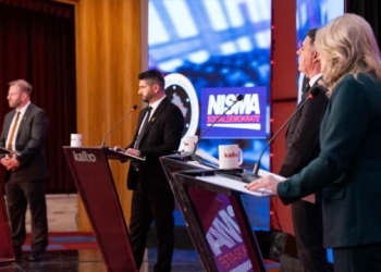 Plani për arsimin i koalicionit AAK-Nisma: Rritje të pagave për mësimdhënësit dhe digjitalizim të shkollave