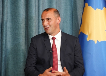 Haradinaj i reagon Konjufcës: Votuat me Srpska’n kundër UÇK-së, i falët tokë Manastirit e miliona për rrymë po i çoni në Serbi