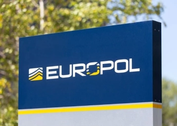 Europol godet trafikun e kokainës/ Shqiptarët në Dubai, financues të drogës që hynte në Spanjë