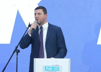 Krasniqi i çon mesazh ish-krerëve të UÇK-së nga Skenderaj: Zotohemi se do të fitojmë edhe për ju