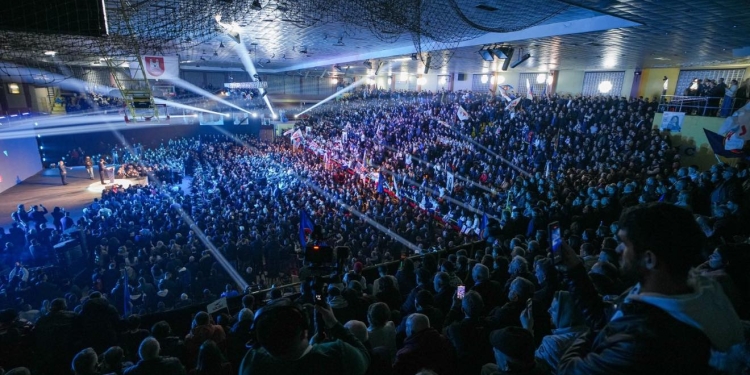 Abdixhiku falënderon Pejën për pritjen madhështore: Kjo është shtytja ime, këtu përulem unë