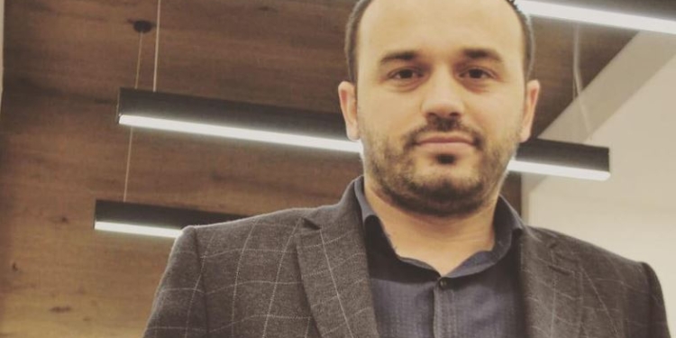 Familja e heroit i reagon ashpër Kurtit: S’je kryeministër i idealeve të Fadil Vatës