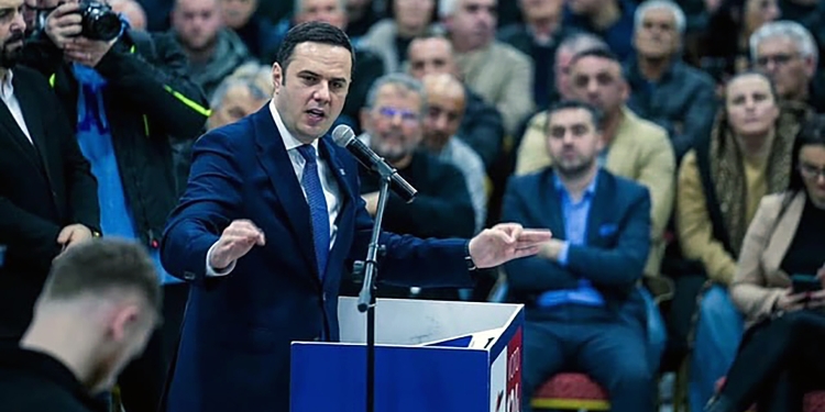 Mediumi gjerman: Lumir Abdixhiku mund të jetë njeriu që e çon Kosovën në një epokë të re