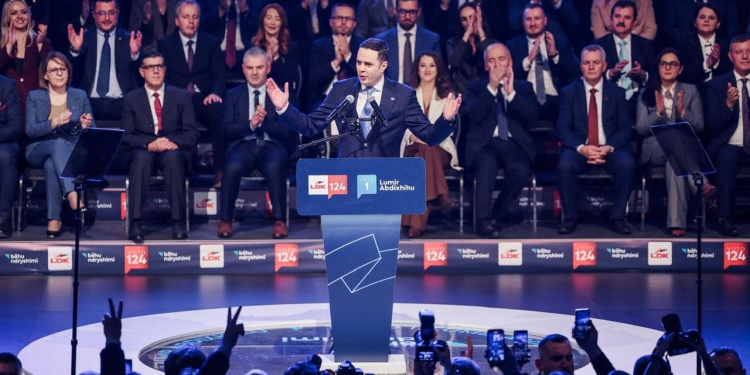 Abdixhiku me tubim elektoral në Mitrovicë