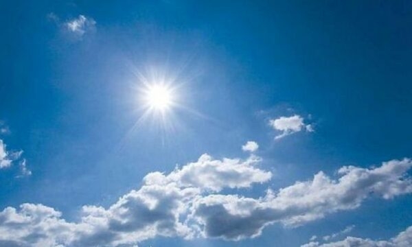 Mendimi për motin: Butë të premtën e mundësi për riga shiu, në fundjavë kthjellime