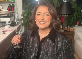 Ç’ndodhi me Parashqevi Simakun në spital? Iliriani paralajmëron dy infermieret shqiptare: Nëse ndodh sërish…