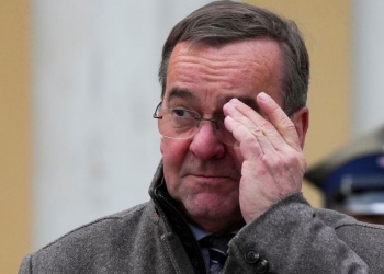 Ministri gjerman i mbrojtjes mbërrin në Ukrainë për të dërguar mesazhe mbështetjeje