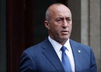 Haradinaj ngushëllon familjen për humbjen e tre anëtarëve në aksidentin në Çubrel