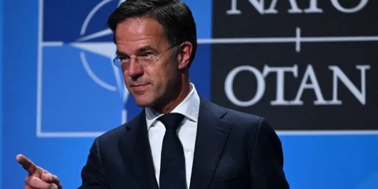 Shefi i NATO-s: Fitorja e Rusisë në Ukrainë do të minonte fuqinë e aleancës