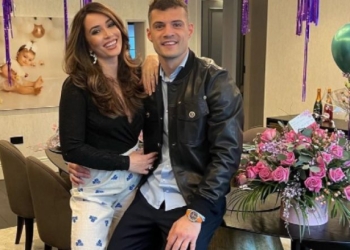 Dedikimi emocionues i Granit Xhakës për gruan e tij (VIDEO)