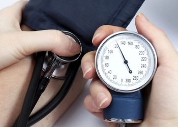 Shtypja e lartë e gjakut mund t’iu shpijë tek një problem tjetër shëndetësor