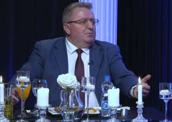 Hisen Berisha ‘shpërthen’ ndaj Qeverisë Kurti: E votojnë të dështuarit e diasporës dhe fukaratë