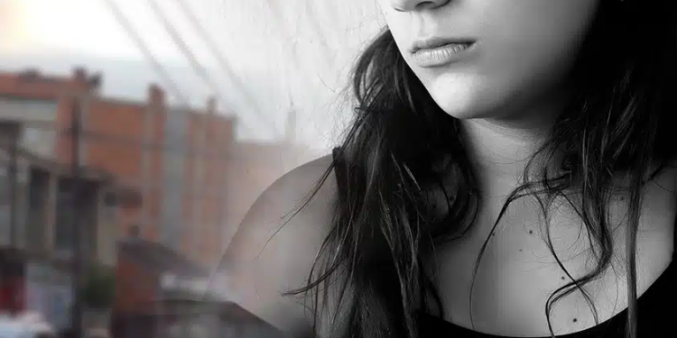 Këta janë dy të arrestuarit që dyshohet se e dhunuan disa herë një vajzë në Drenas