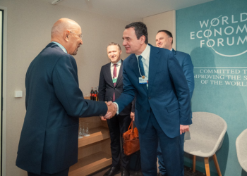 Kurti e fton Khalid Al-Falih që të thellojnë bashkëpunimin mes Kosovës dhe Arabisë Saudite