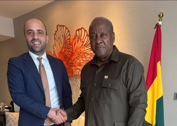 Zyberaj takohet me Presidentin e Ganës: Biseduam për rithemelimin e marrëdhënieve mes vendeve