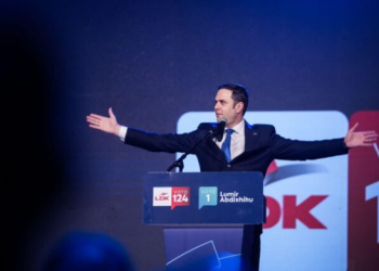 Ferizaj i bashkohet masivisht vizionit të Abdixhikut: “Koha për fjalë boshe ka përfunduar – është koha e ndryshimit”