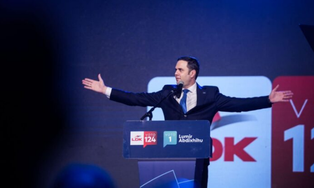 Ferizaj i bashkohet masivisht vizionit të Abdixhikut: “Koha për fjalë boshe ka përfunduar – është koha e ndryshimit”