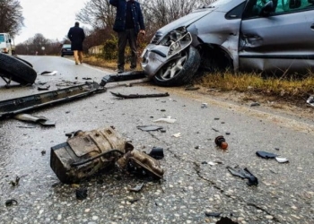 Aksidenti në Gllarevë të Klinës mes katër veturave, shkon në 12 numri i të lënduarve