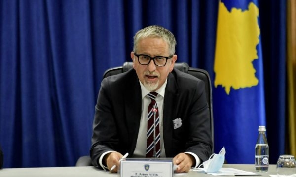 Qysh po kujdeset Laboratori Olive që familjes së ministrit Vitia të mos i ulen të ardhurat vjetore