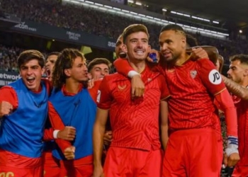 Arrestohet futbollisti për trukime, merrte kartona të verdhë që të fitonin para shokët