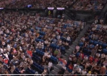 Flamuri skandaloz shfaqet kundër Kosovës në garën e madhe!