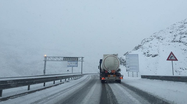 Java e ardhshme me temperatura tipike dimërore, IHMK: Kujdes në komunikacion
