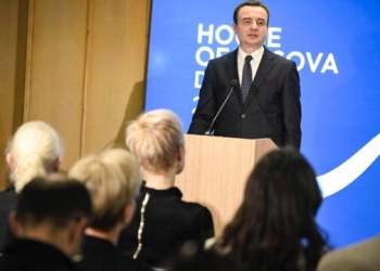 Albin Kurti i dha 350 mijë euro të buxhetit për pjesëmarrjen në Forumin Ekonomik në Davos