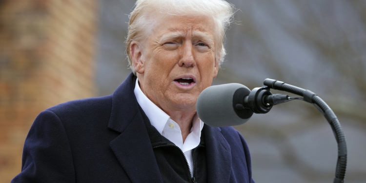 Trumpi ia ndryshon emrin Gjirit të Meksikos, e bën të Amerikës