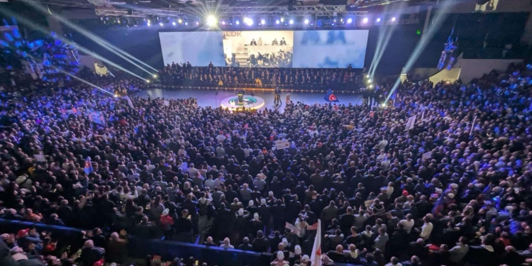 Abdixhiku hap fushatën me tubim masiv në Prishtinë: Uragani i madh i fitores së 9 shkurtit nisi