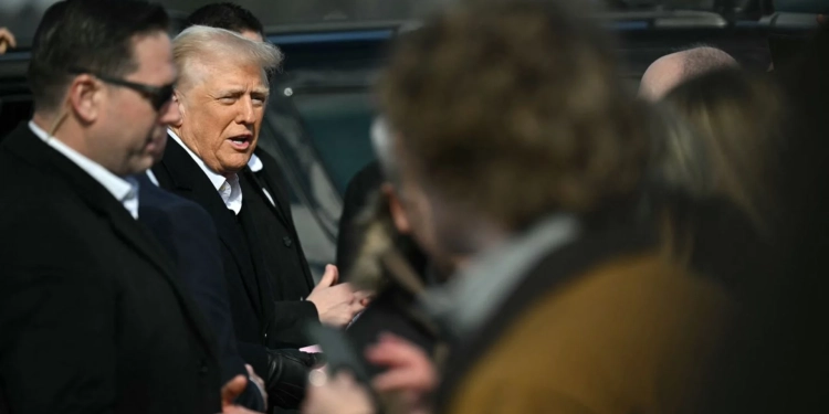 Trump bën gati një tjetër urdhër ekzekutiv, “shënjestron” Agjencinë e Emergjencave, presidenti: Nuk është e dobishme