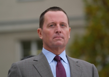 Grenelli për Kurtin: I solli marrëdhëniet Kosovë-ShBA në nivel të ulët, veprimet e tij u dënuan nga Biden dhe NATO