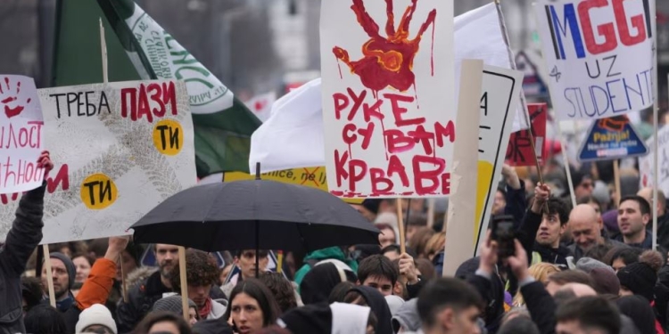 Grevë e përgjithshme në Serbi, aksion edhe në Mitrovicë të Veriut