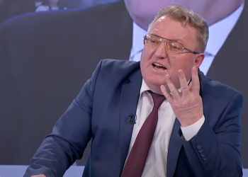 Berisha: Xhelal Sveçla është dezertor lufte