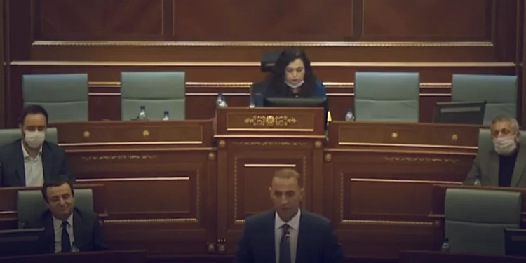 Daut Haradinaj: Ka ardhë koha me dalë pa maska edhe njëherë – VIDEO