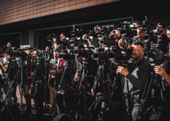 Organizatat ndërkombëtare bëjnë thirrje që LVV-ja të mos i bojkotojë disa media