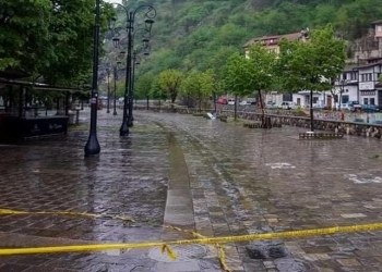 Arrestohet kosovari në Prizren, policia i gjeti marihuanë e kokainë si dhe 1215 euro para të gatshme