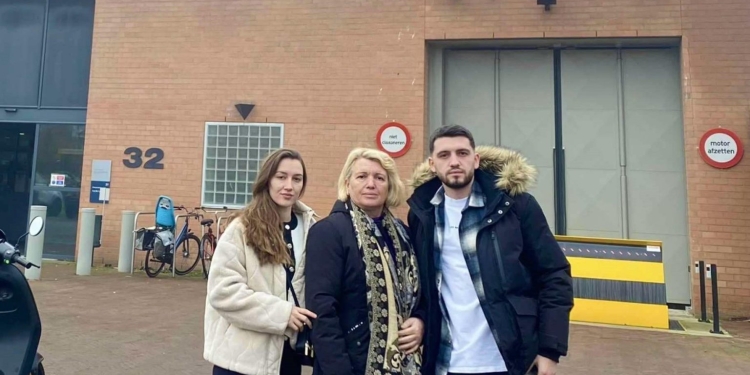 Familja e viziton në Hagë Fadil Fazliun, ky është mesazhi i djalit të tij