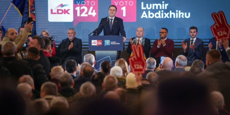 Abdixhiku në Rugovë: Të djathtit s’e duan pushtetin për të sunduar, por për të qeverisur me të