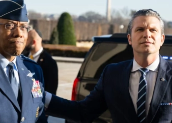 Promovoi diversitetin në radhët e ushtrisë, si e shkarkoi presidenti amerikan Gjeneralin CQ Brown